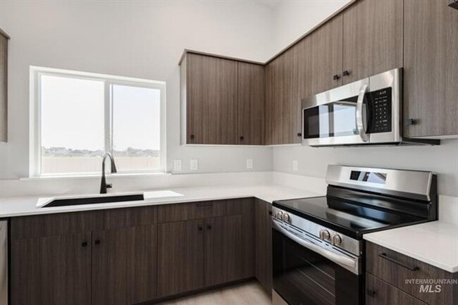 Building Photo - Brand New 4 Bedroom 2 Bathroom Home in South Meridian