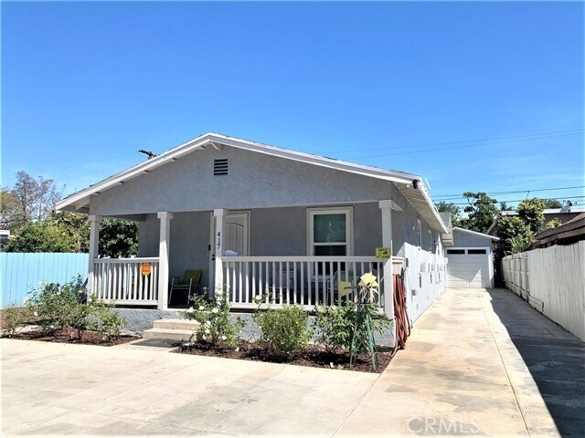 Building Photo - 417 S Flower St