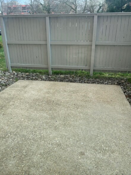 Building Photo - 4020 Washington Blvd