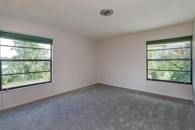 Building Photo - 8728 FL-33