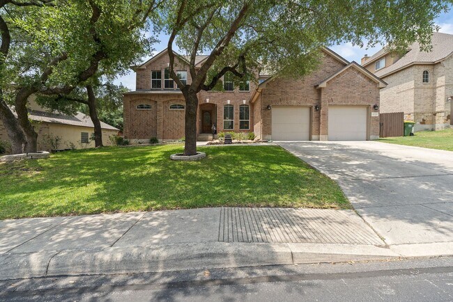 Building Photo - Stunning Home with Pool Now Available in t...
