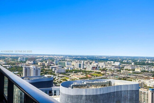 Building Photo - 159 NE 6th St