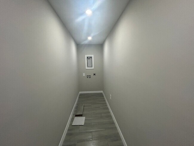 Building Photo - Brand New Construction 4/3