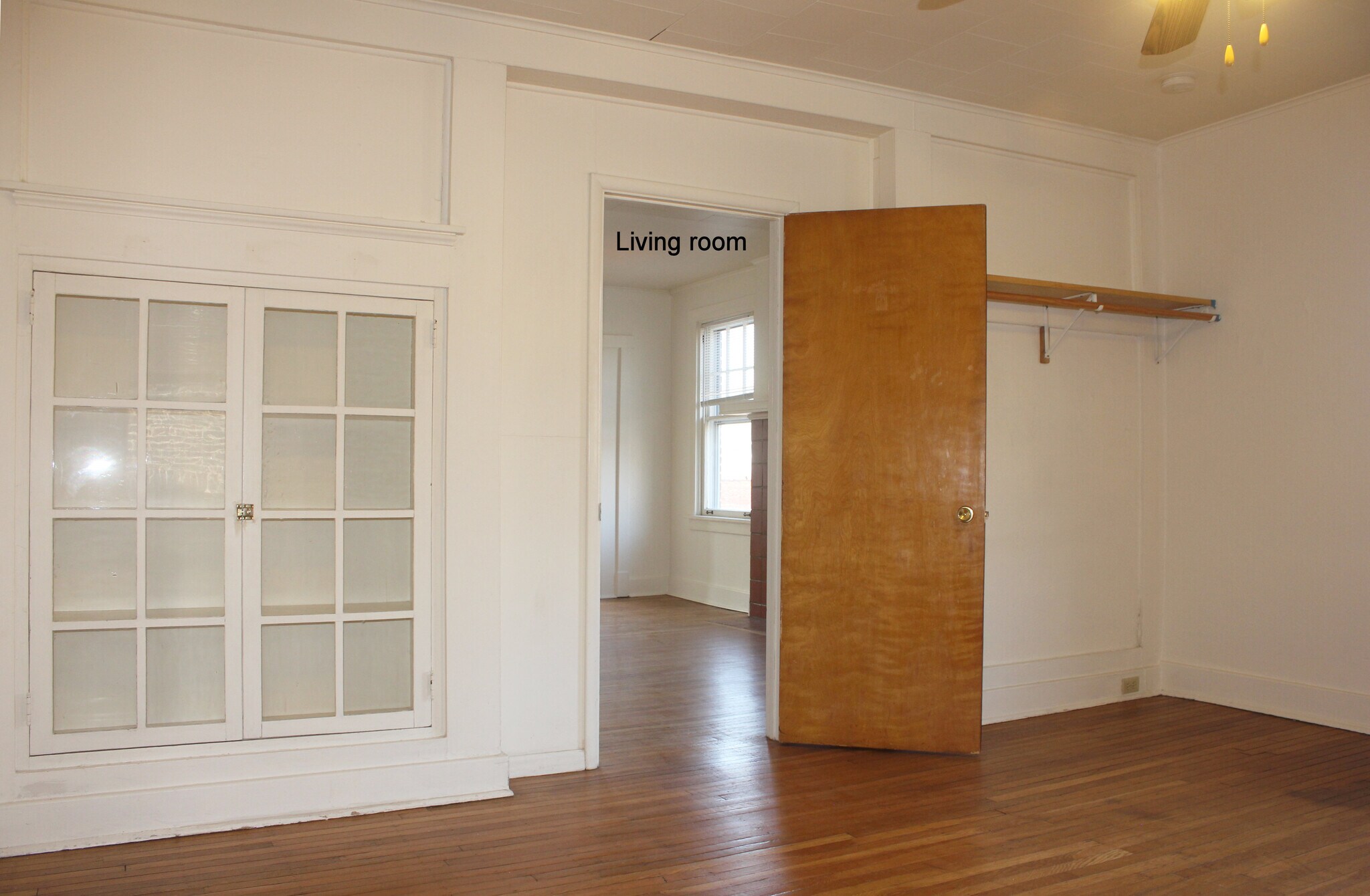 2BR - entry to LR - 5840 Alderson St