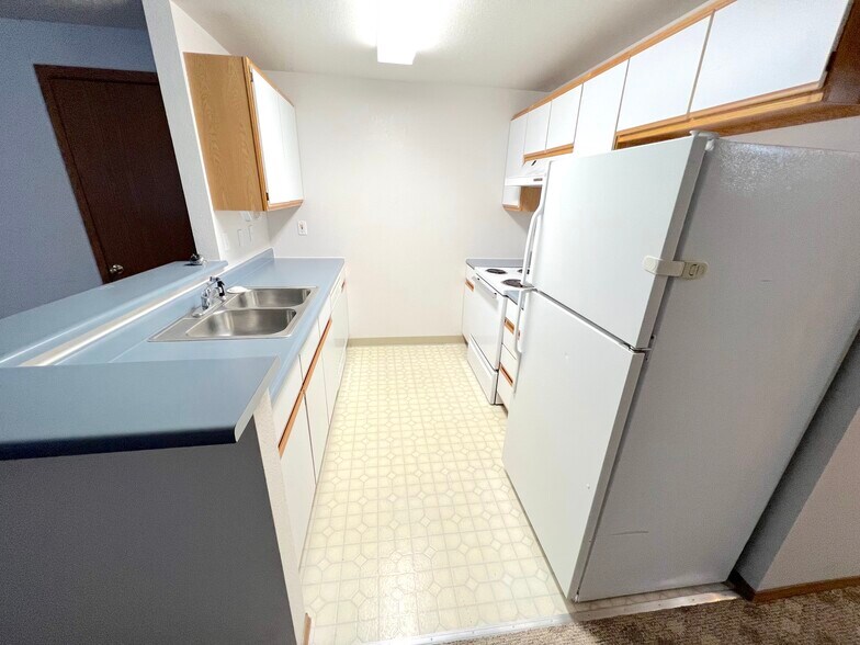 Building Photo - 5055 W Targee St