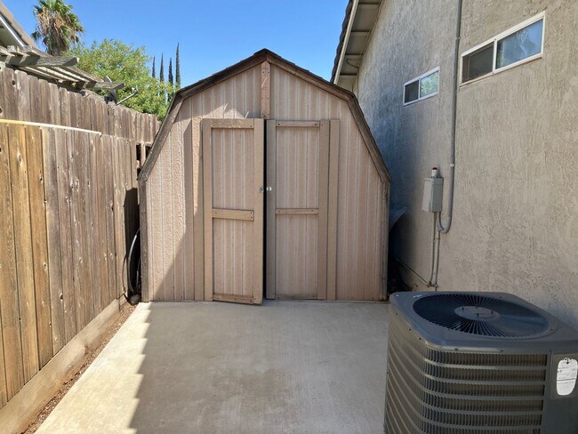 Building Photo - 3305 Soda Canyon Dr