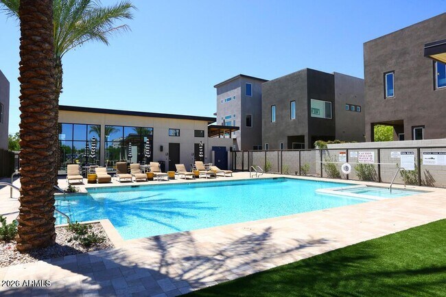 Building Photo - 6931 E Orion Dr
