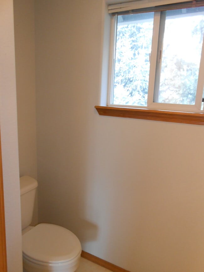 Building Photo - 20946 Lupine Ave