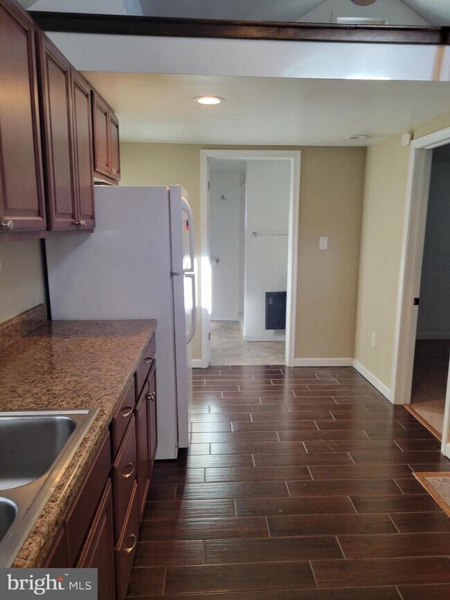 44 Chestnut St 44 Chestnut St Pennsville Township NJ 08070