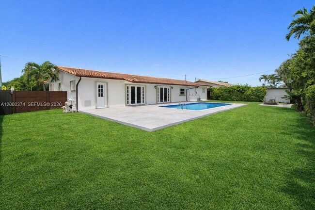 Building Photo - 6331 SW 94th Ave