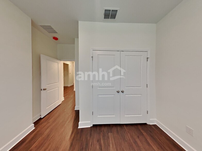 Building Photo - 3183 Artemisia Ln