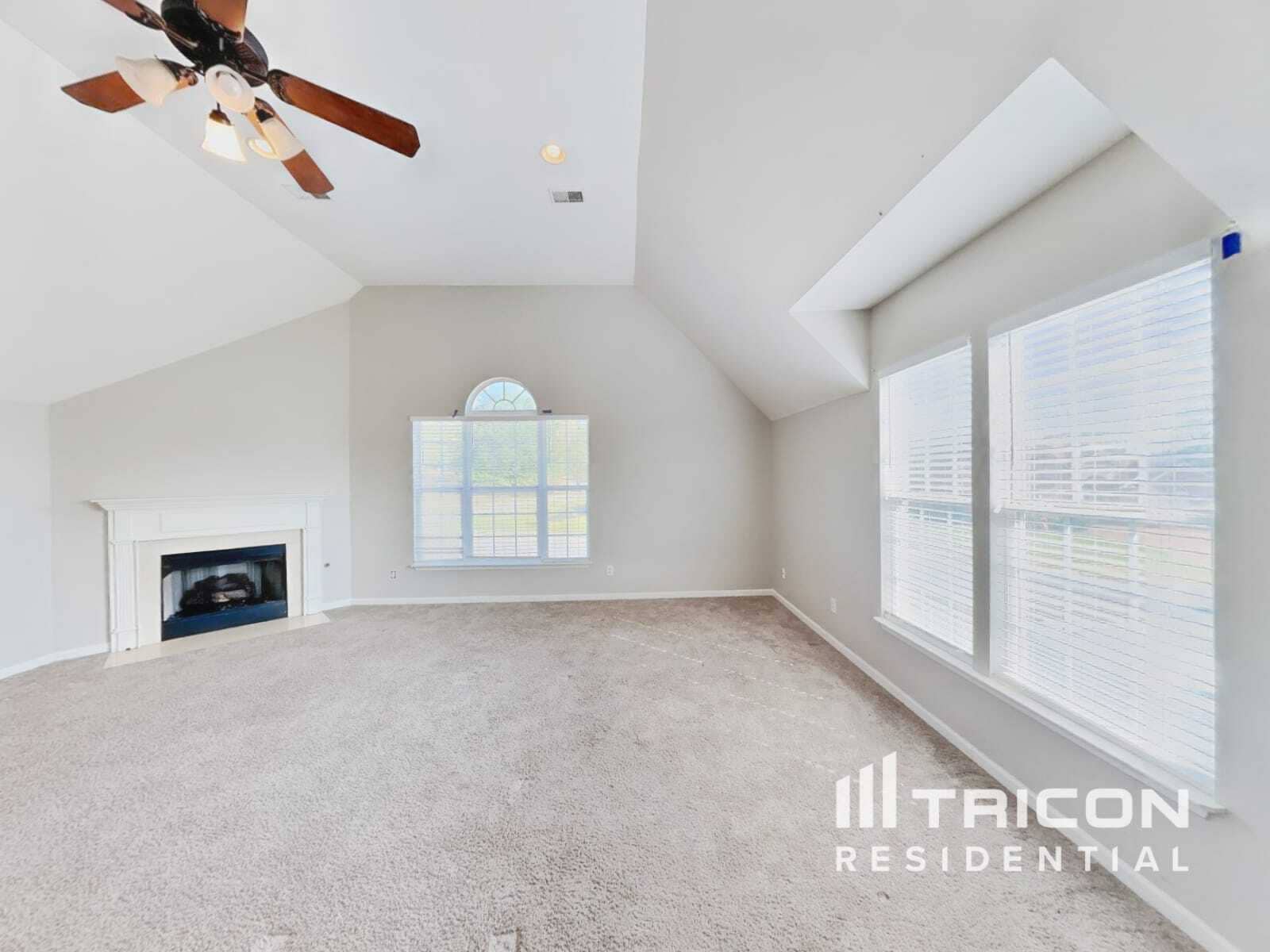 Building Photo - 1012 Pittman Dr