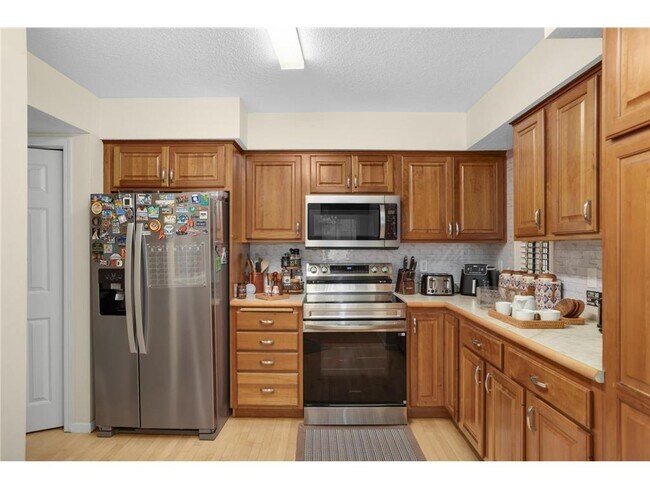 Building Photo - 15765 25th Pl N