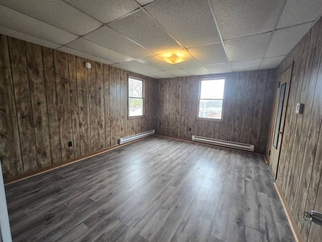 Building Photo - 36 Gaskill Ave