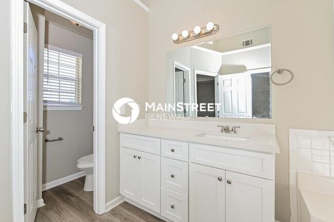 Building Photo - 4 Bedroom Pet-Friendly Home in MCDonough, GA with Main Street Renewal