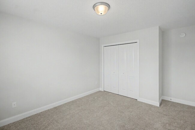 Building Photo - 173 Mcclelland Lp NE