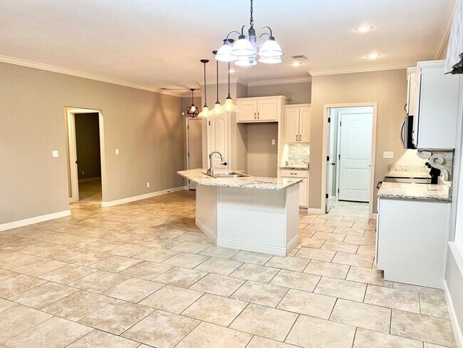 Building Photo - Duplex in Siena Estates at Branson Hills