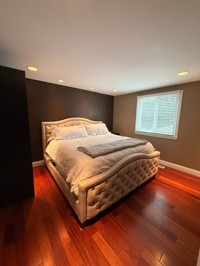 Building Photo - 19013 Quail Valley Blvd