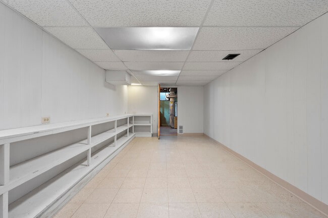 Building Photo - 36332 N Hawthorne Ln