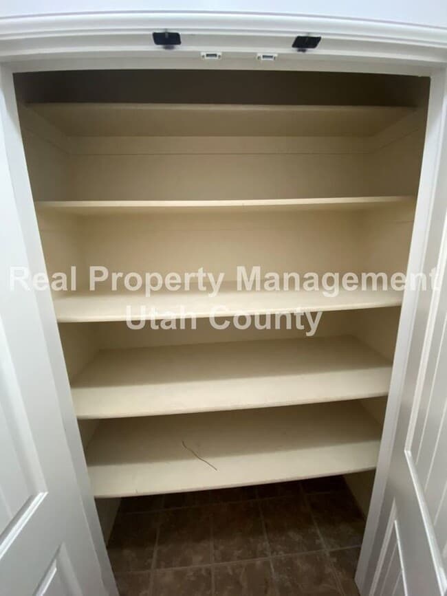 Building Photo - 1769 S 700 W