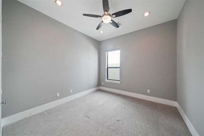 Building Photo - 4123 Eigel St
