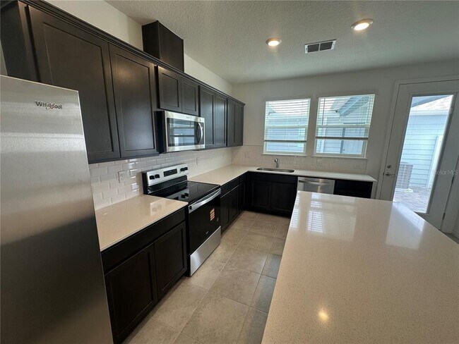 Building Photo - 4620 ORCHARD VIEW Aly