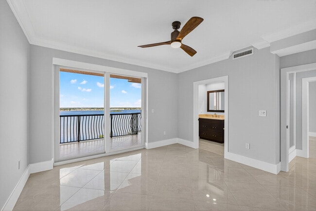 Building Photo - 5150 N Ocean Dr