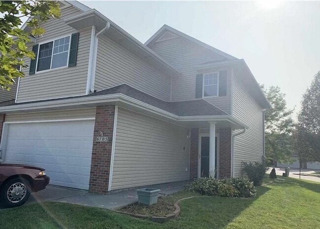 Building Photo - 6705 Milan Dr