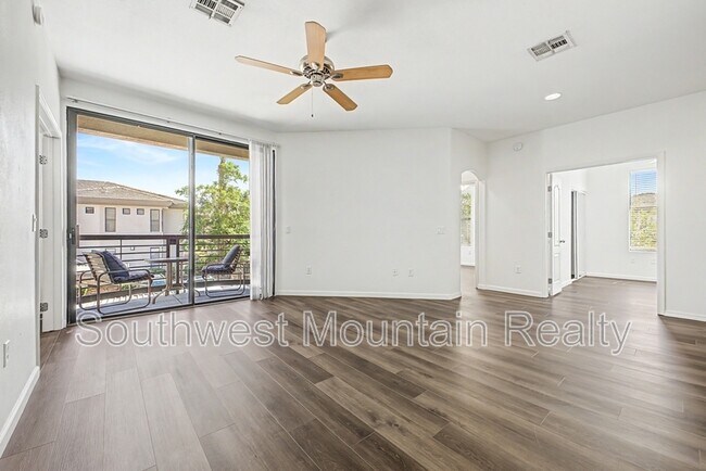 Building Photo - 6900 E Princess Dr