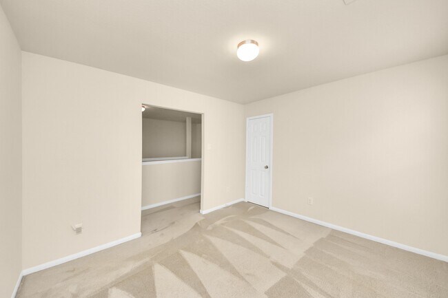 Building Photo - 15623 Sheldon Ridge Way