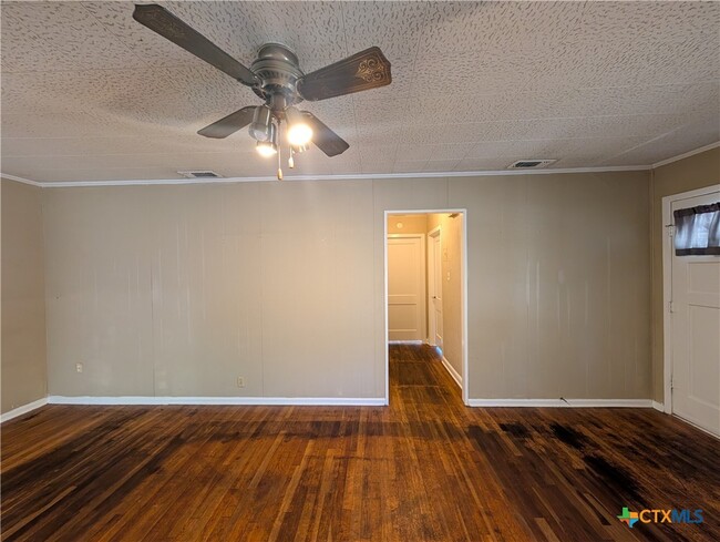 Building Photo - 1269 S Academy Ave