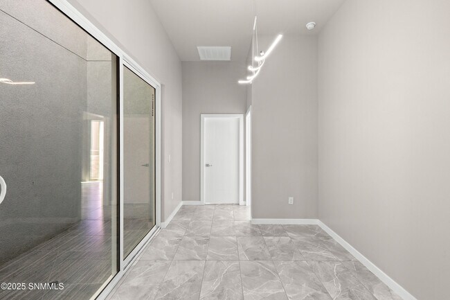 Building Photo - 4358 Capistrano Ave