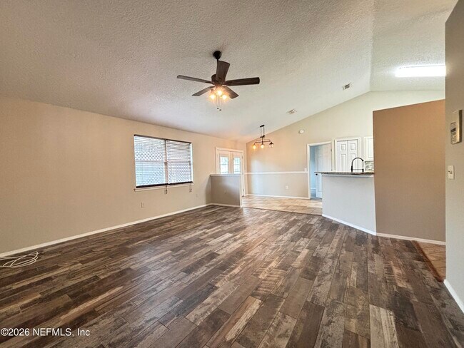 Building Photo - 1270 Tahoe Ct