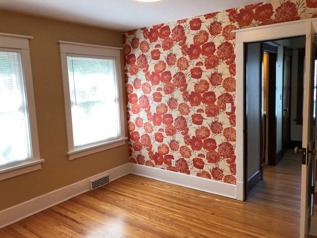 Building Photo - 423 Melrose Ct