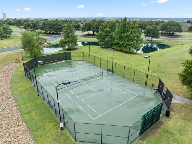 Building Photo - 2108 Asbury Park Dr