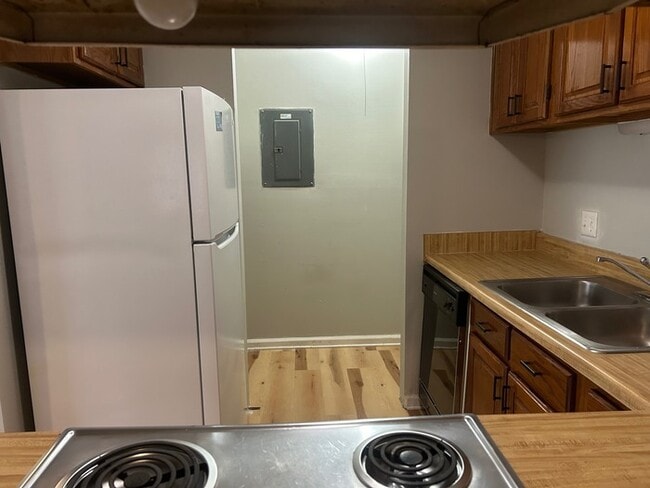 Building Photo - 3609 Juneau Rd