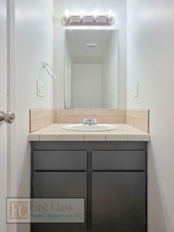 Building Photo - 19465 NW Mahama Pl