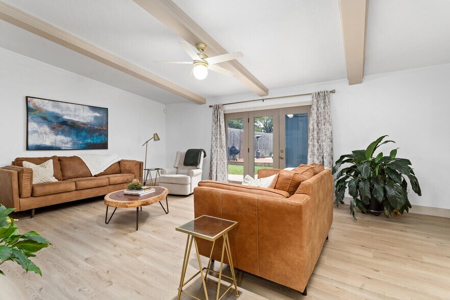 Living Room with Backyard View - 5885 Woodway Dr