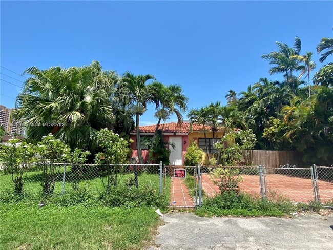 Primary Photo - 2341 SW 34th Ave