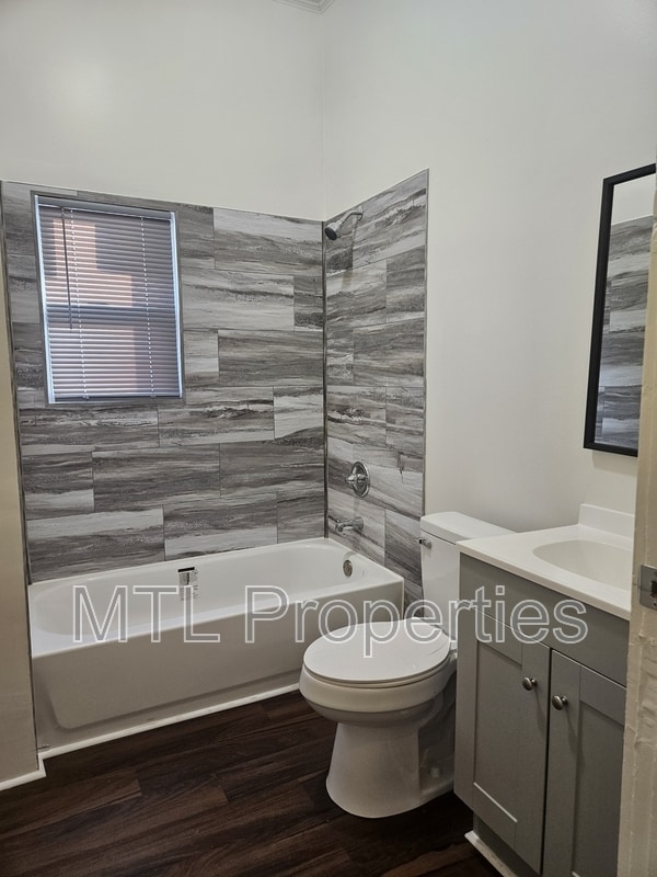 Building Photo - 238 E Moore St