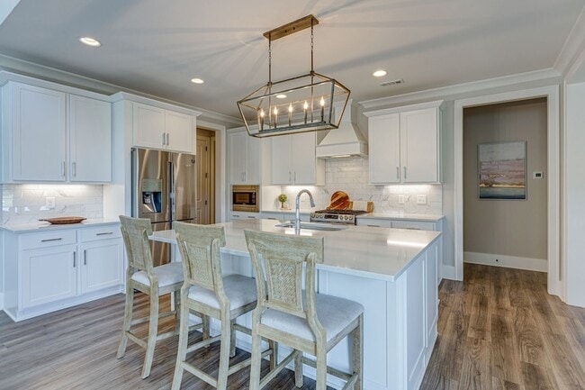 Building Photo - 7542 Delancey Dr