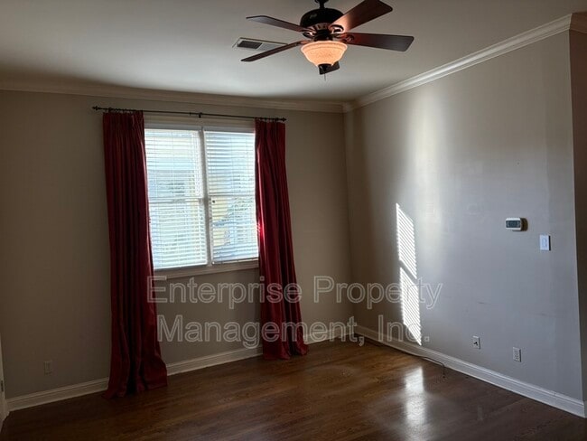 Building Photo - 958 Harbor View Dr