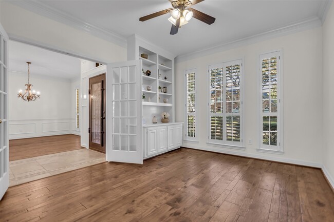 Building Photo - 3815 Hogan Ct