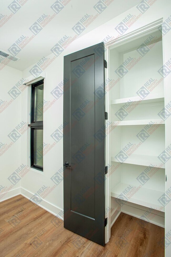 Building Photo - For Rent – Modern, Eco-Friendly Smart Home in Durham, NC