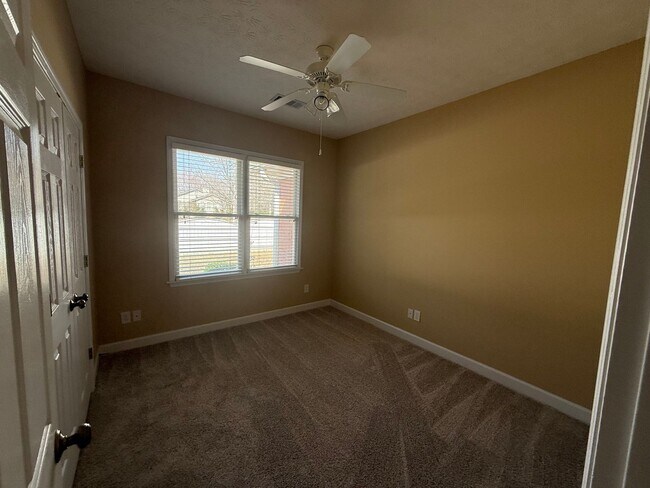 Building Photo - Great 3 Bedroom Twin Home in Ogletree Village