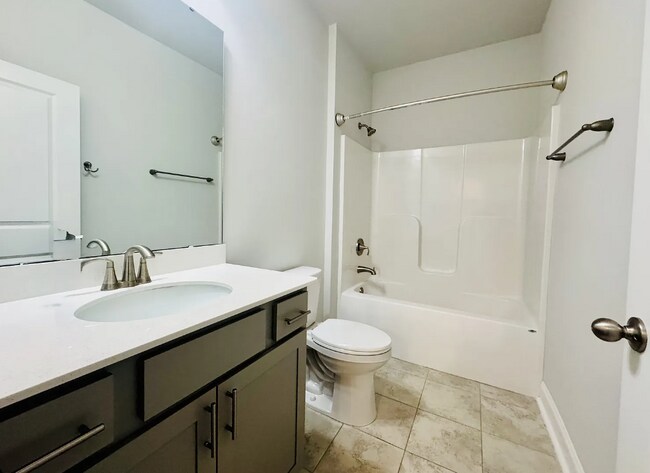 Building Photo - 2422 Capri Ct
