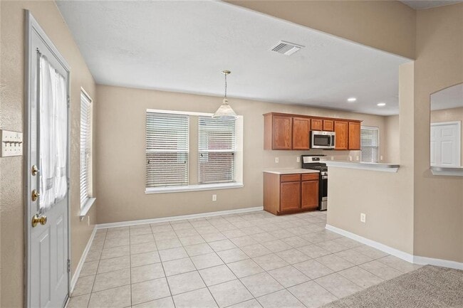 Building Photo - 8922 Green Castle Way