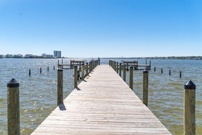 Building Photo - 1516 Sandpiper Ln