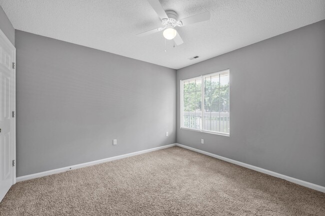 Building Photo - Chinaberry Commons Apartments
