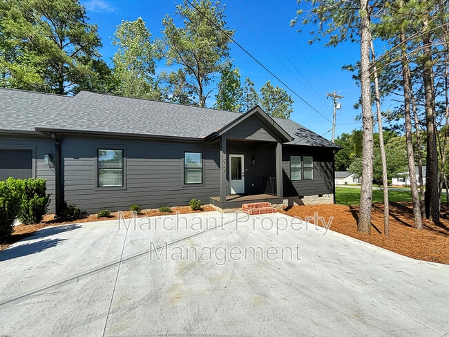 Primary Photo - 3717 Greenpond Rd